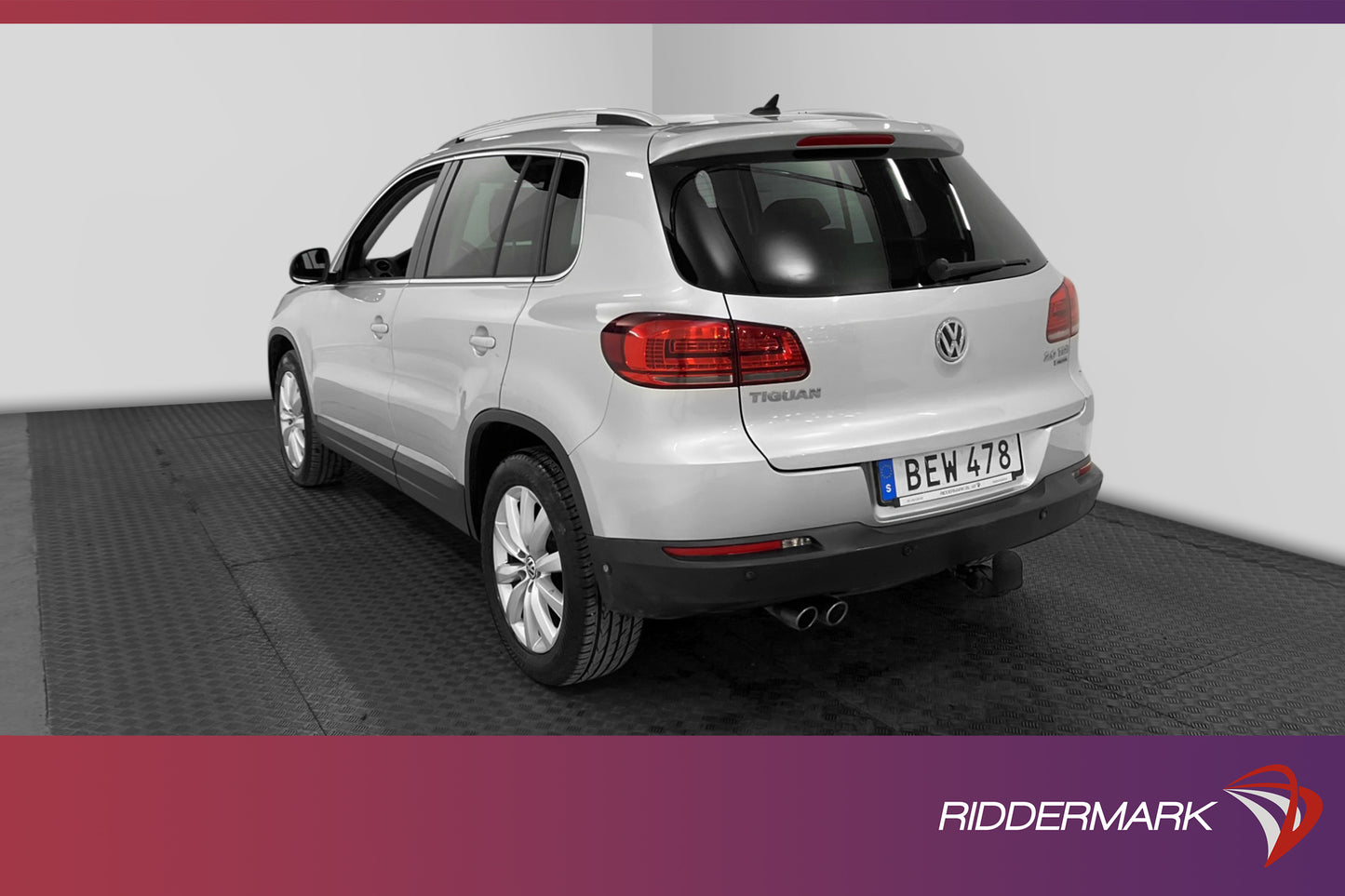 Volkswagen Tiguan 2.0 TDI 4M D-Värm Pano Skinn B-Kamera Navi