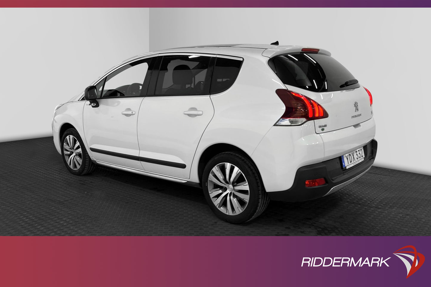 Peugeot 3008 1.6 BlueHDi 120hk Style Panorama 0.42L/Mil