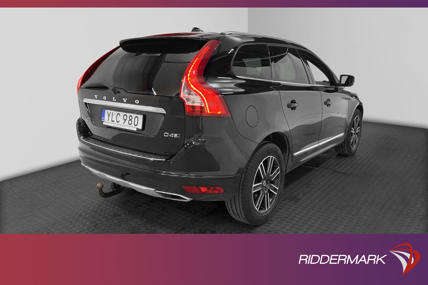 Volvo XC60 D4 AWD Classic Summum D-värm VOC Drag Skinn Navi