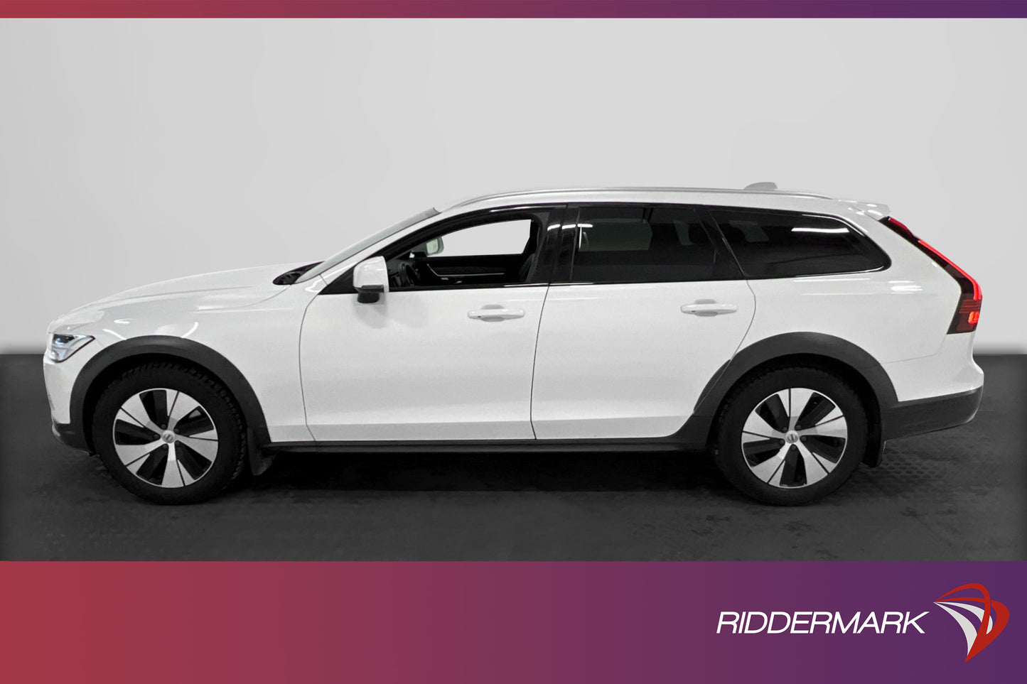 Volvo V90 Cross Country D4 AWD D-Värm H/K B-Kamera Skinn VOC