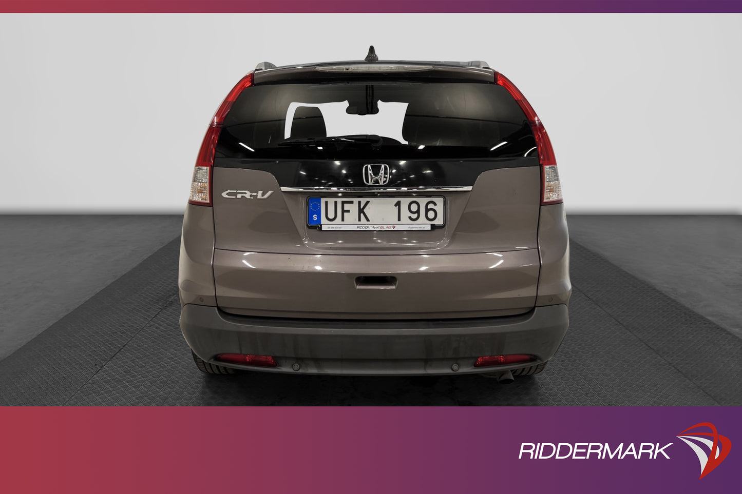 Honda CR-V 2.0 4WD 155hk Executive Pano Kamera Skinn Välserv