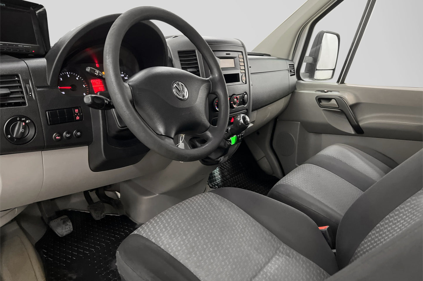 Volkswagen Crafter KYLBIL 2.0TDI Bakgavellyft Sidodörr Moms