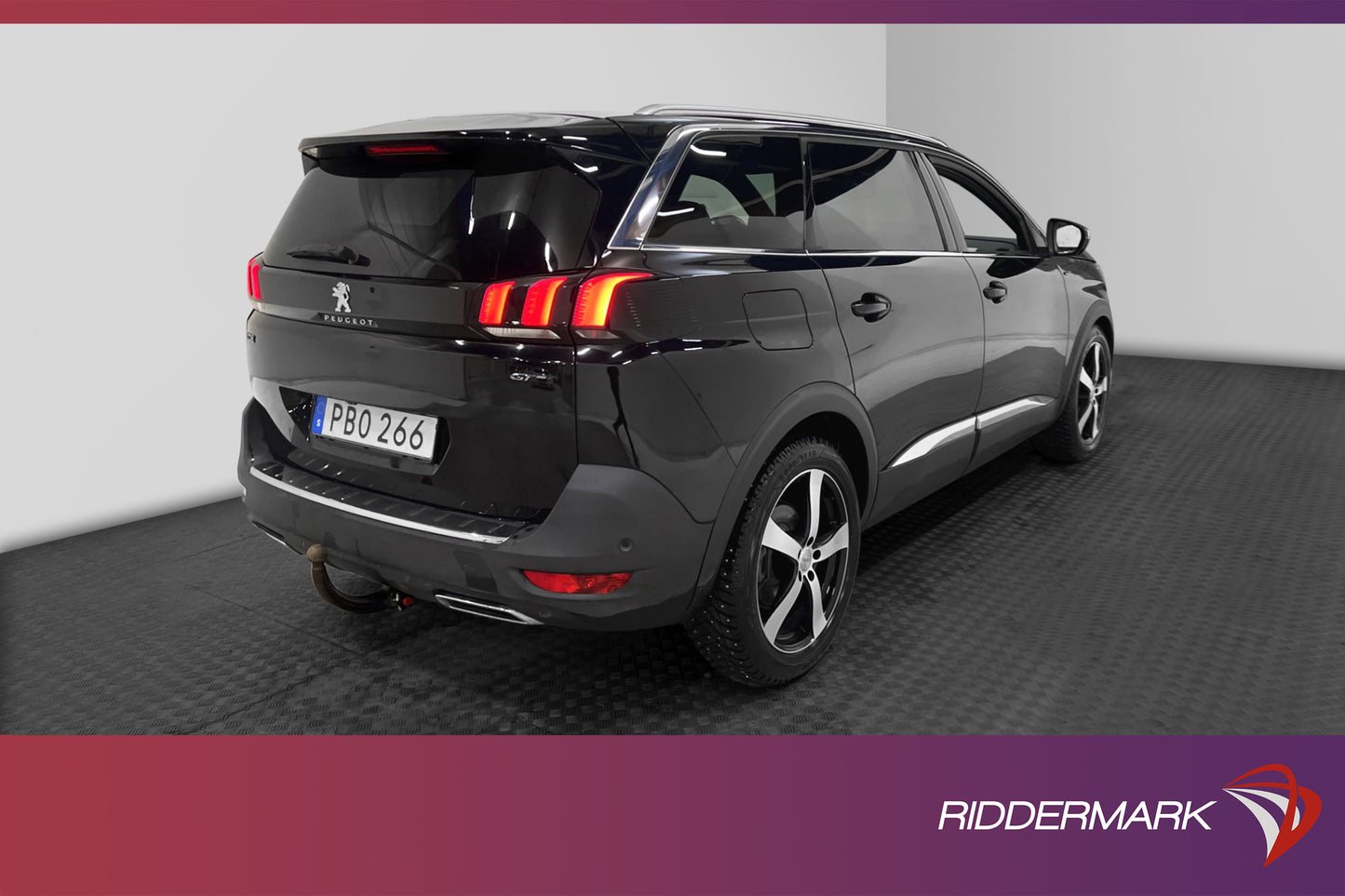 Peugeot 5008 177hk GT Ultimate 7-sits Pano Värm Kamera Drag