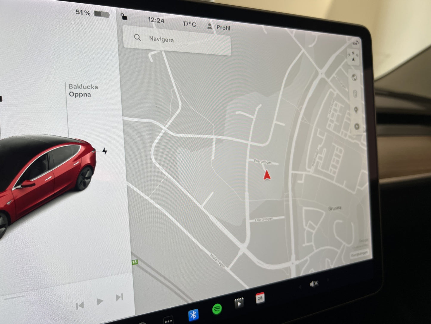 Tesla Model 3 Long Range AWD 440hk Svensksåld Moms