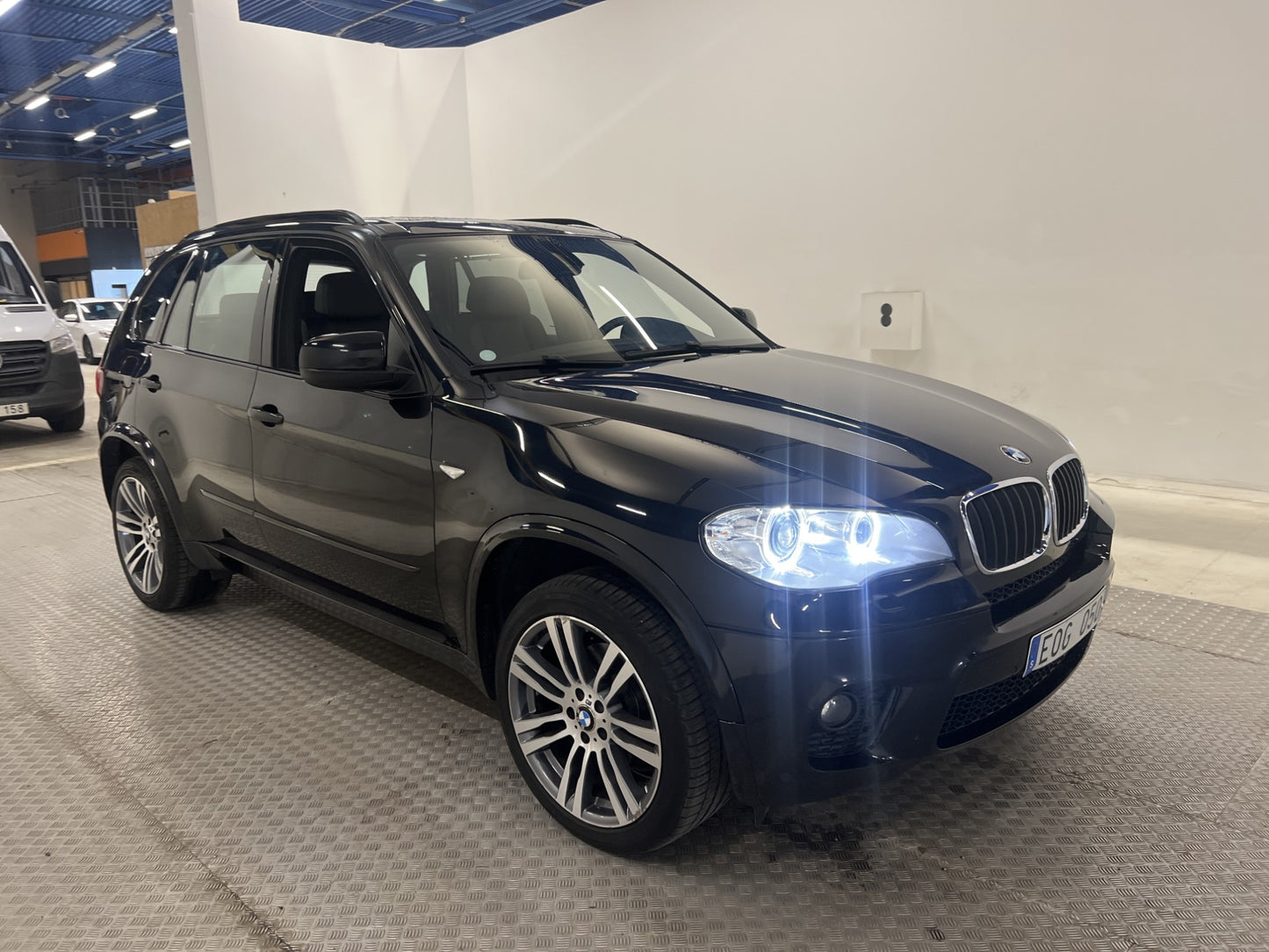 BMW X5 xDrive30d 245hk M Sport M-värme Pano Skinn Drag