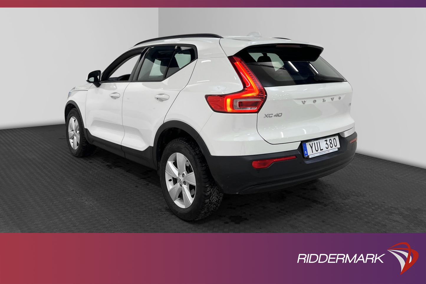 Volvo XC40 D3 AWD 150hk Business VOC Värmare Rattvärme MOMS