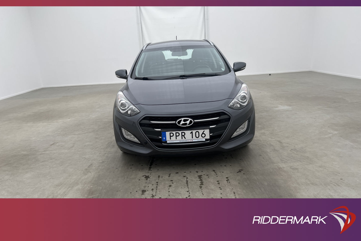 Hyundai i30 GDI 135hk Kombi Automat Rattvärme 9683 Mil