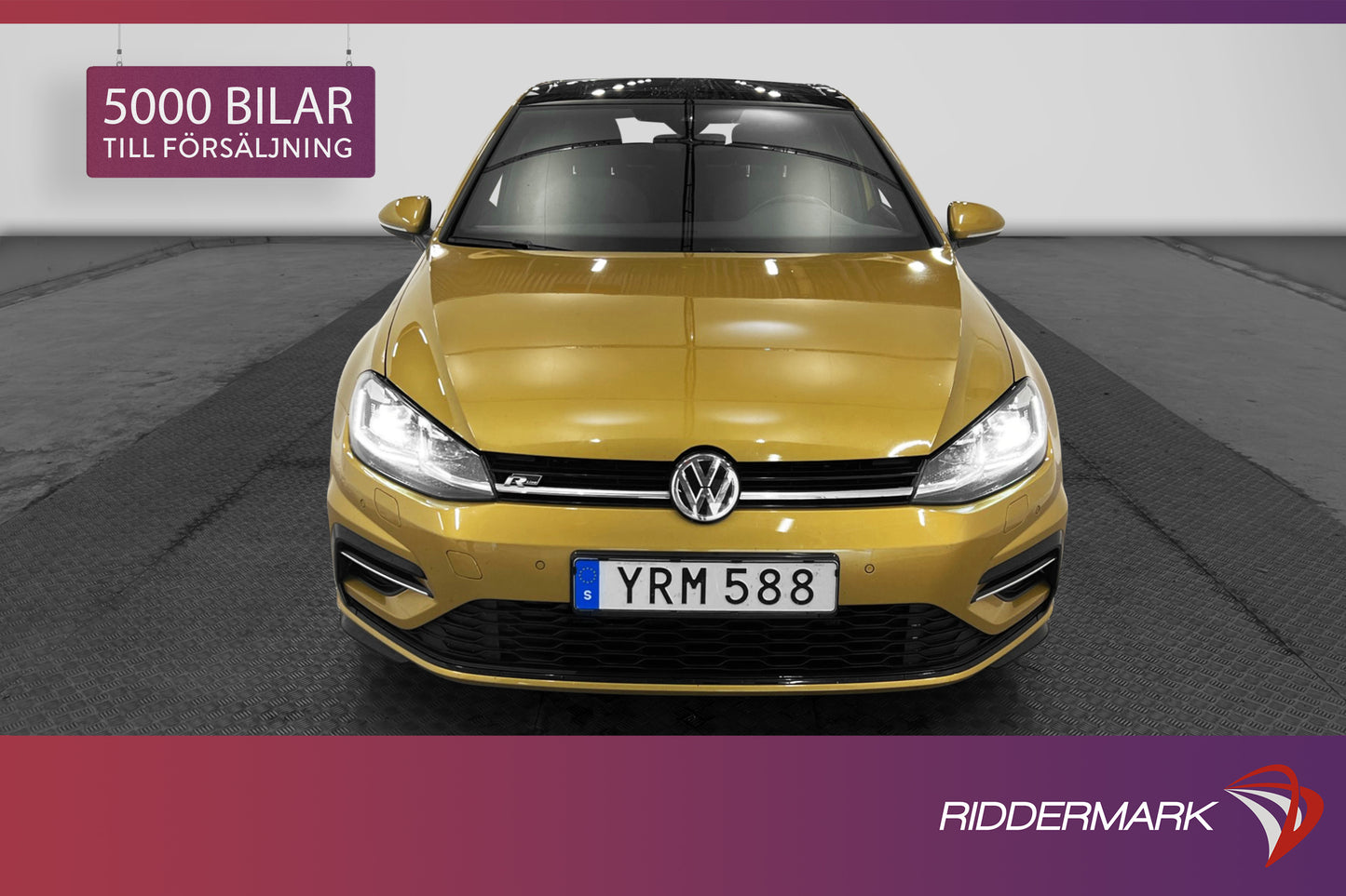 Volkswagen Golf 1.5 TSI  R-line T-lucka Alcantara Carplay