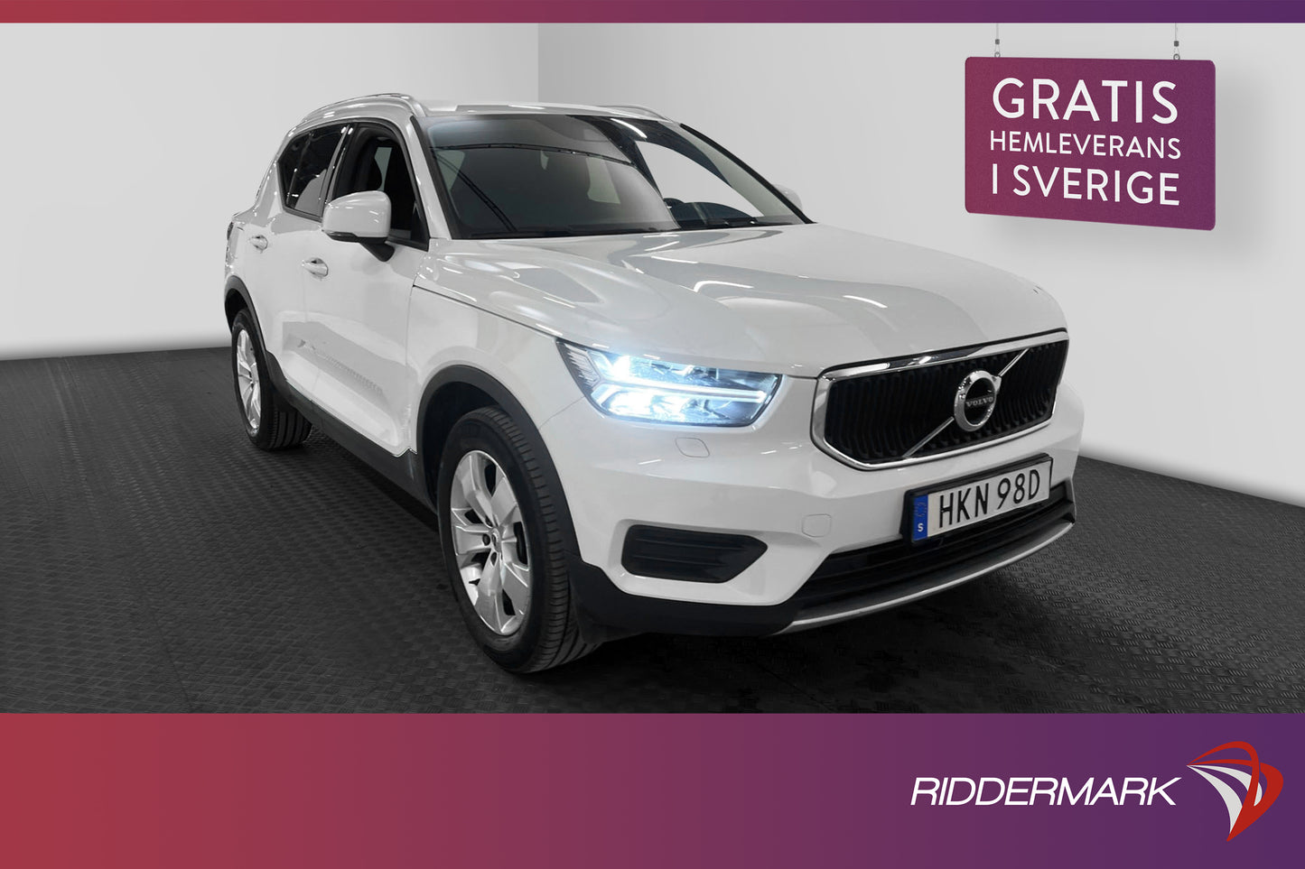 Volvo XC40 D3 AWD 150hk Momentum VOC Värmare Navi Välservad