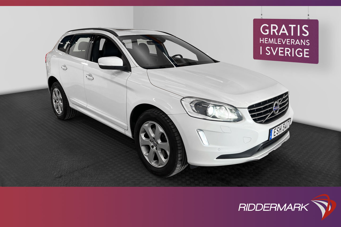 Volvo XC60 D4 AWD 181hk Momentum Panorama VOC P-värmare