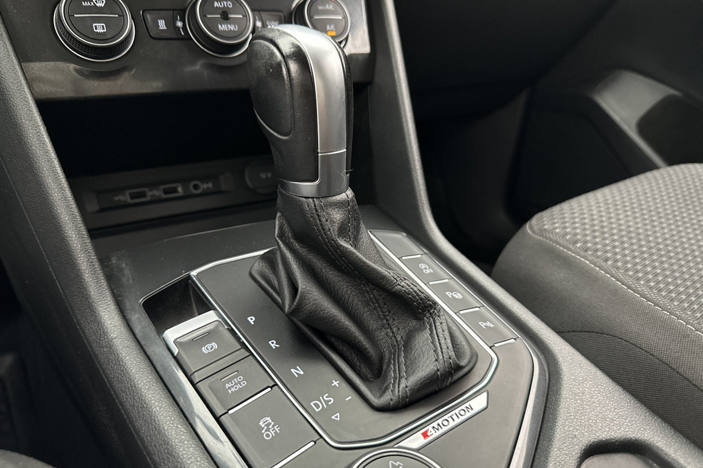 Volkswagen Tiguan Allspace TDI 4M 150hk Cockpit Värmare Drag