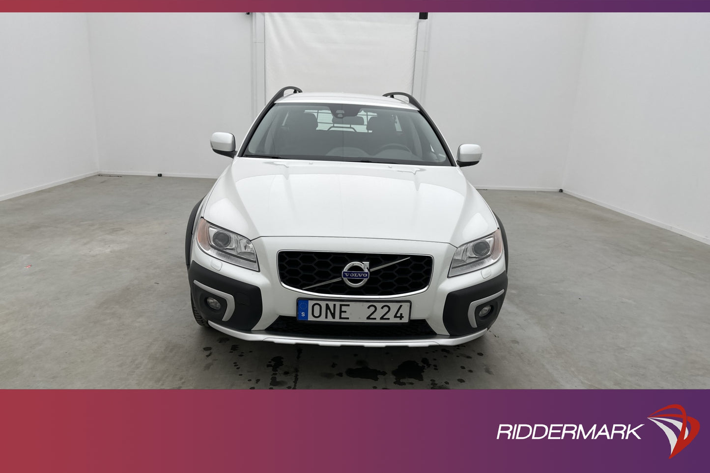 Volvo XC70 D4 AWD 181hk Momentum Värmare Rattvärme Dragkrok