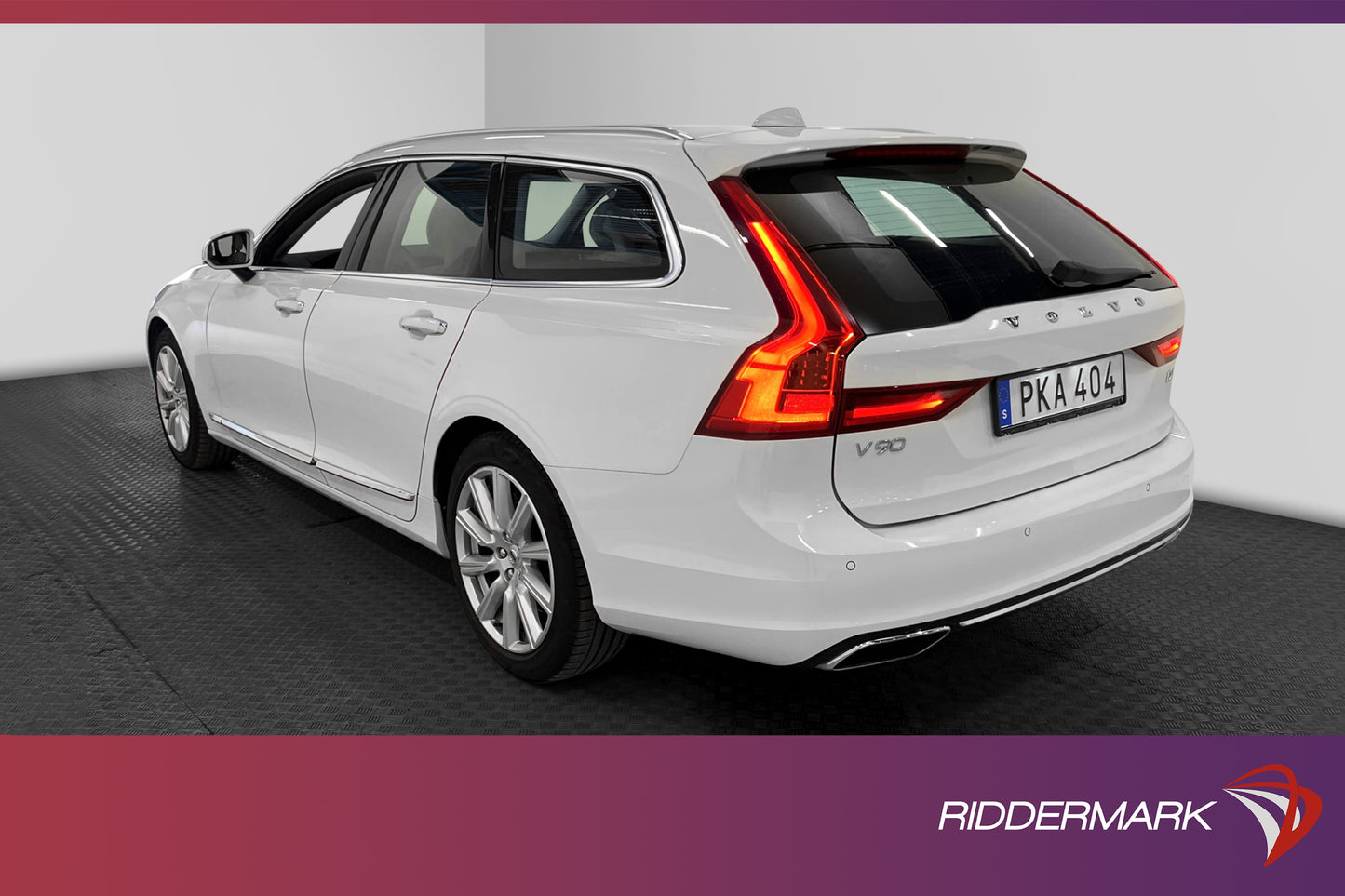 Volvo V90 D4 190hk Inscription VOC Värmare 360° Navi Välserv