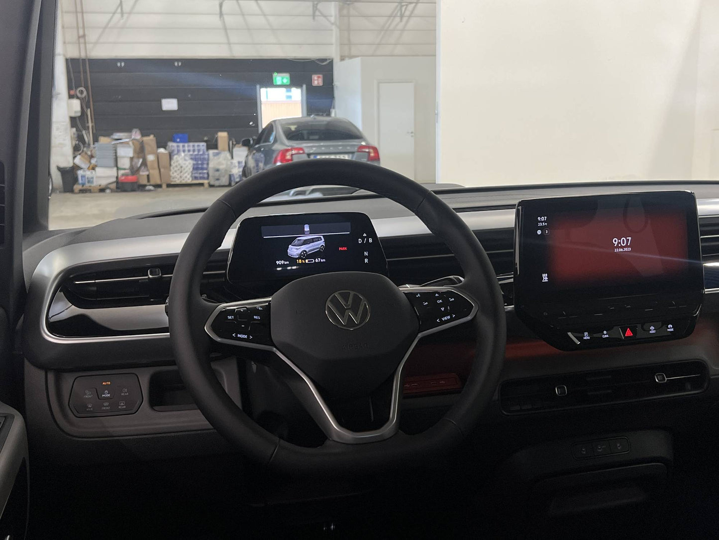 Volkswagen ID. Buzz 82kWh 204hk Kamera 415km/WLTP Moms