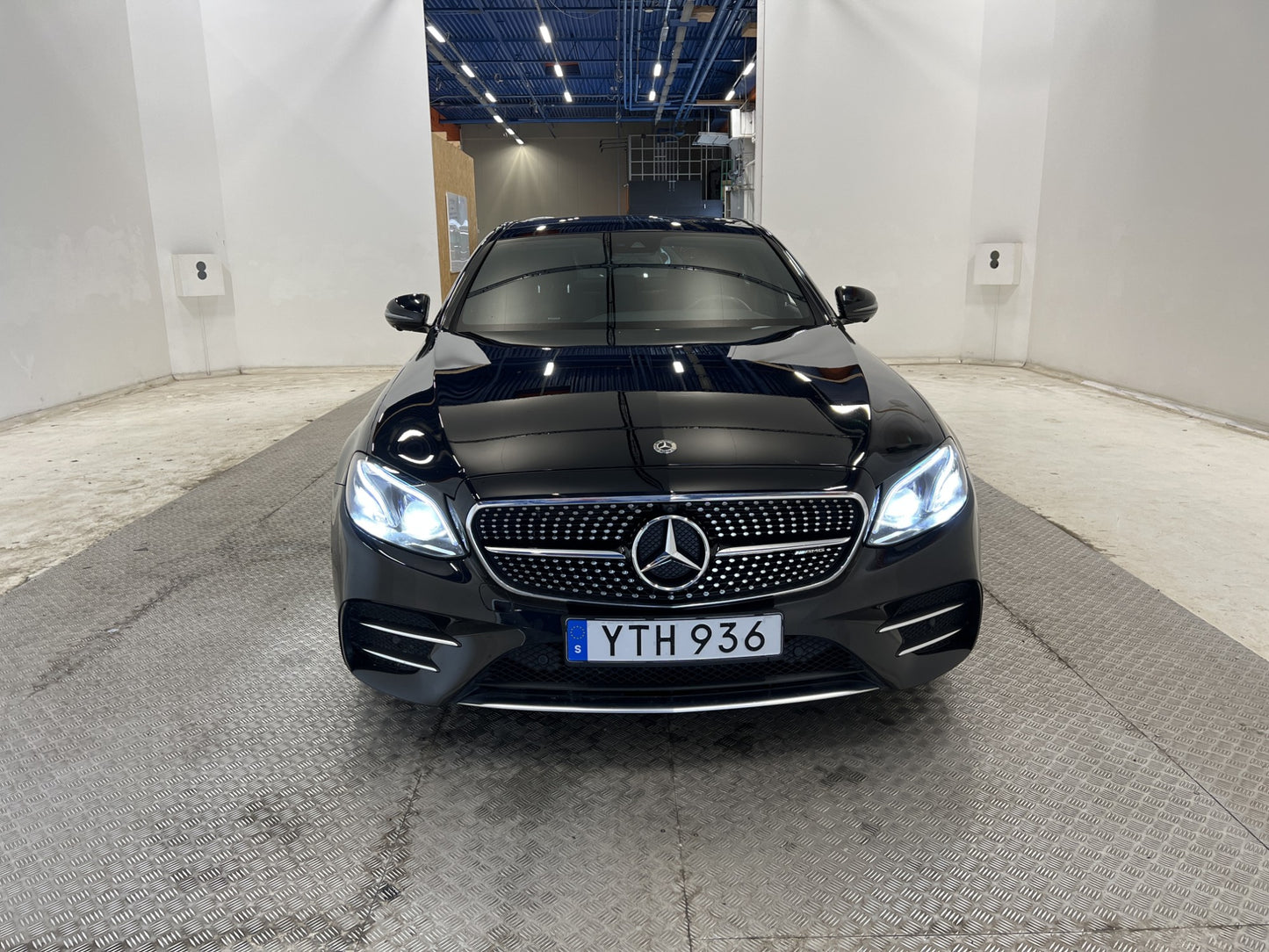 Mercedes-Benz E 43 4M AMG 401hk 360 Pano Burmester B-Värmare