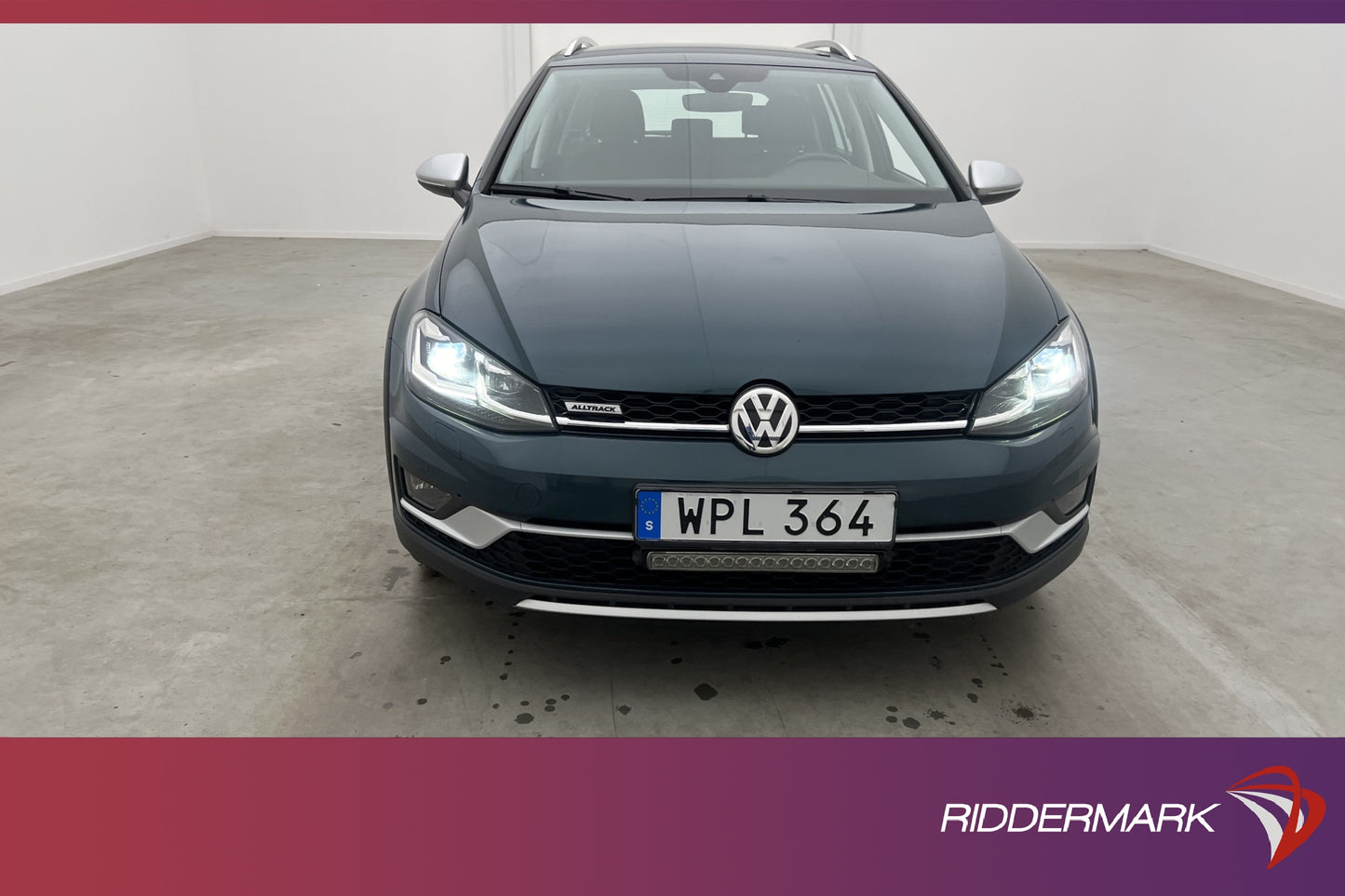 Volkswagen Golf Alltrack TSI 4M 180hk Plus Kamera Värmare