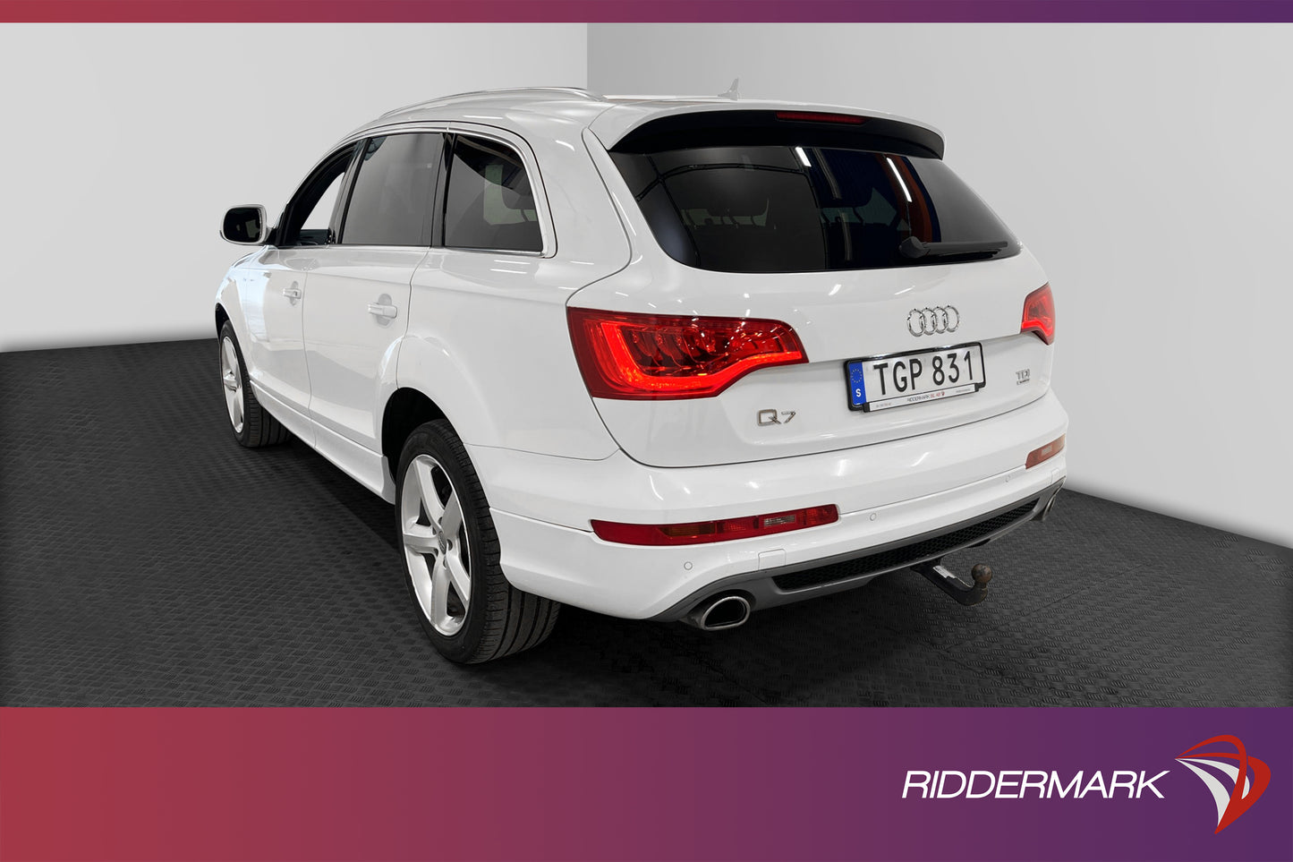 Audi Q7 TDI Quattro S-Line Panorama Drag Navi 7-Sits LÅGMIL