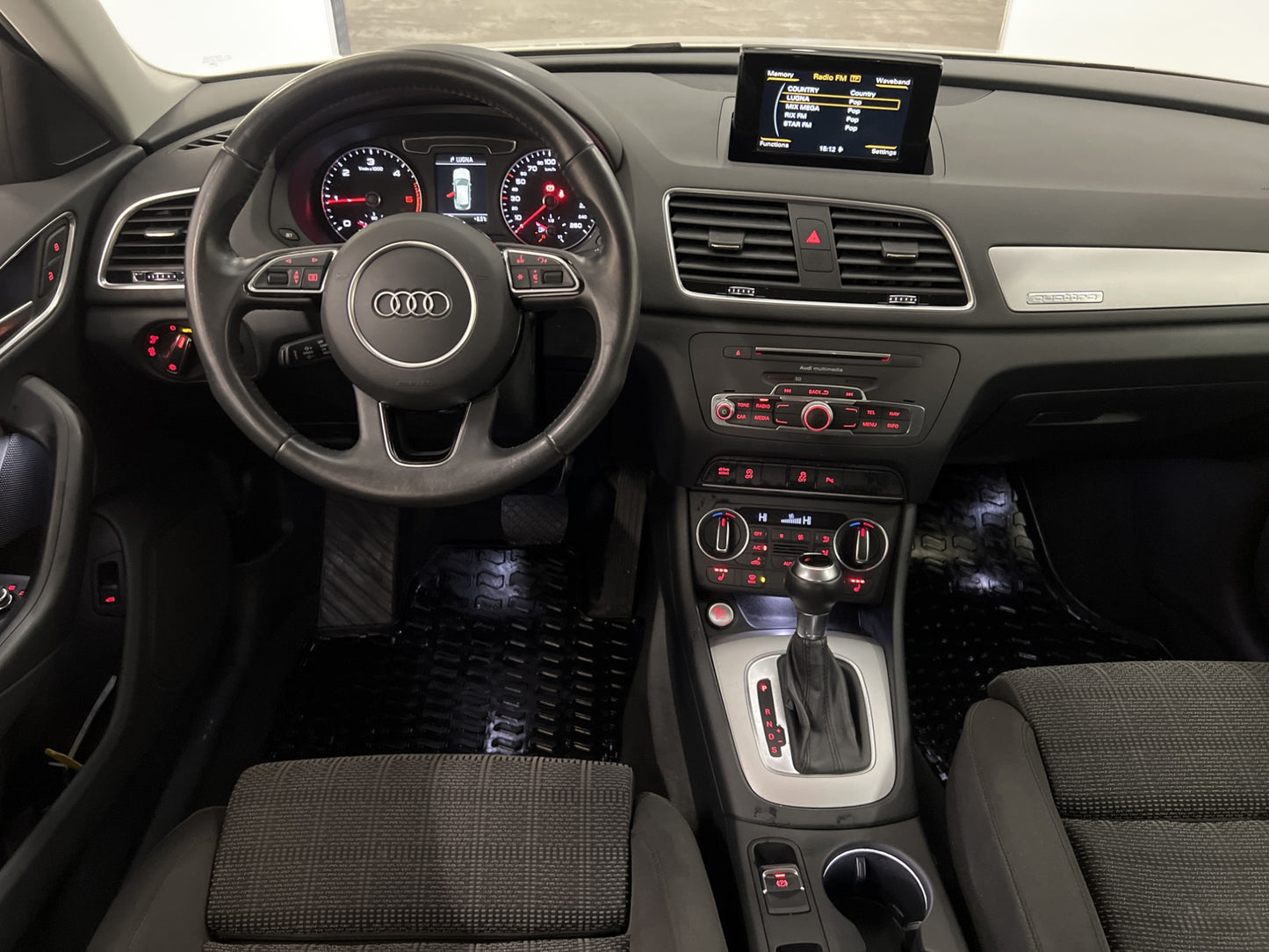 Audi Q3 Quattro 2.0 TDI 150hk Farthållare 0,44l/mil PDC