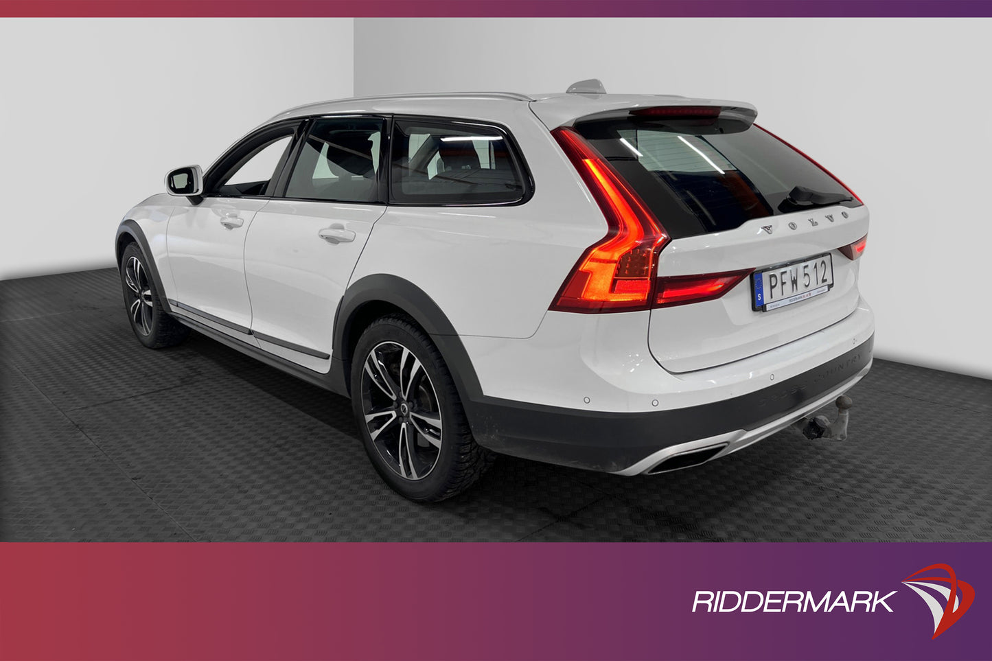 Volvo V90 Cross Country D4 AWD Inscription Pro D-värm VOC