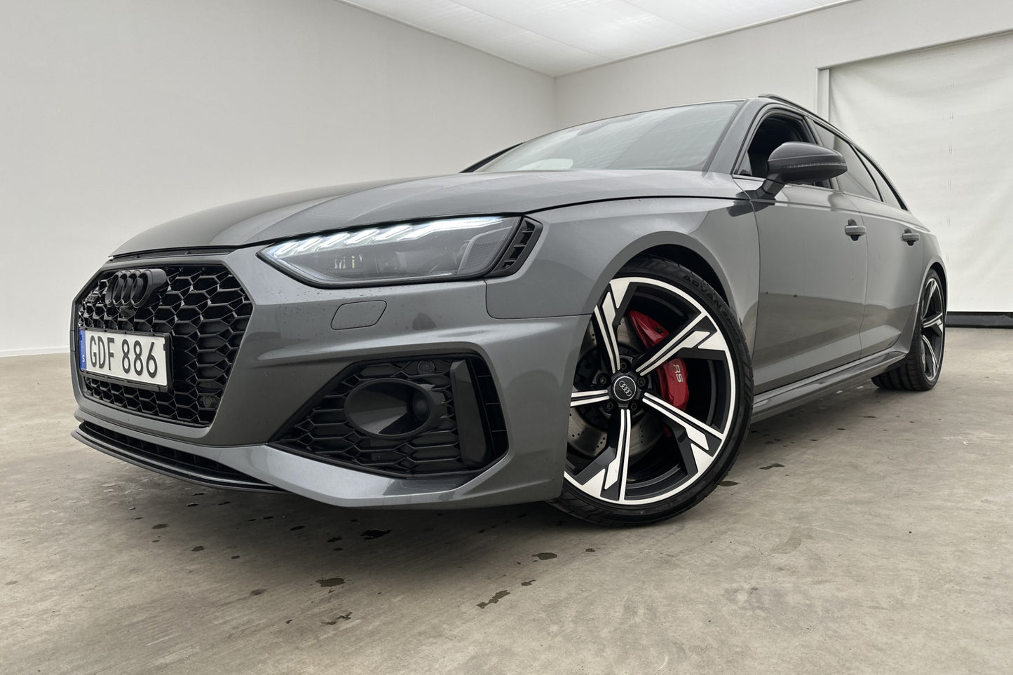 Audi RS 4 Quattro 450hk Milltek Pano B&O RS-Design Drag