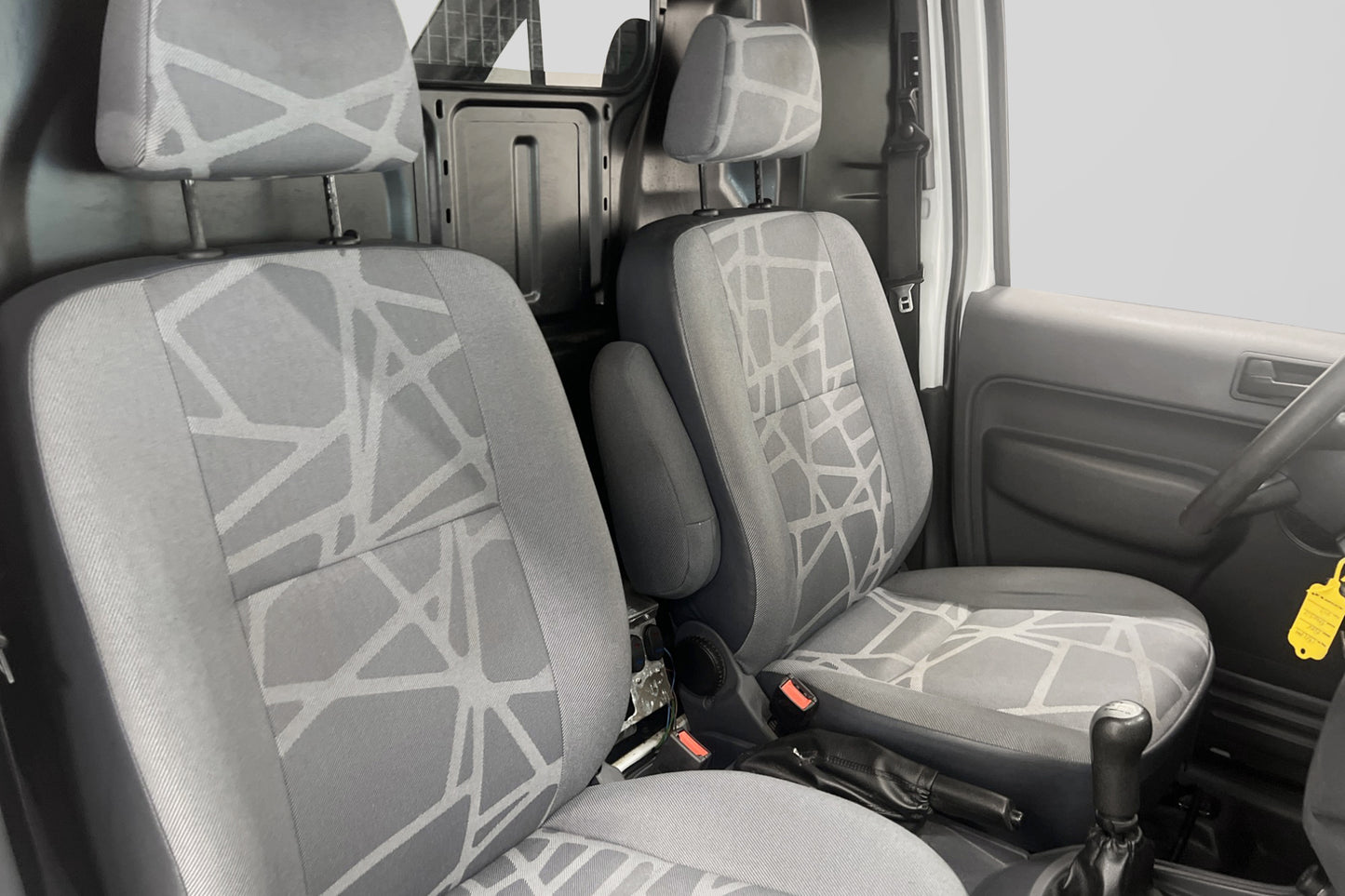 Ford Transit Connect 1.8TDCi Värmare Drag V-inredd Nyservad