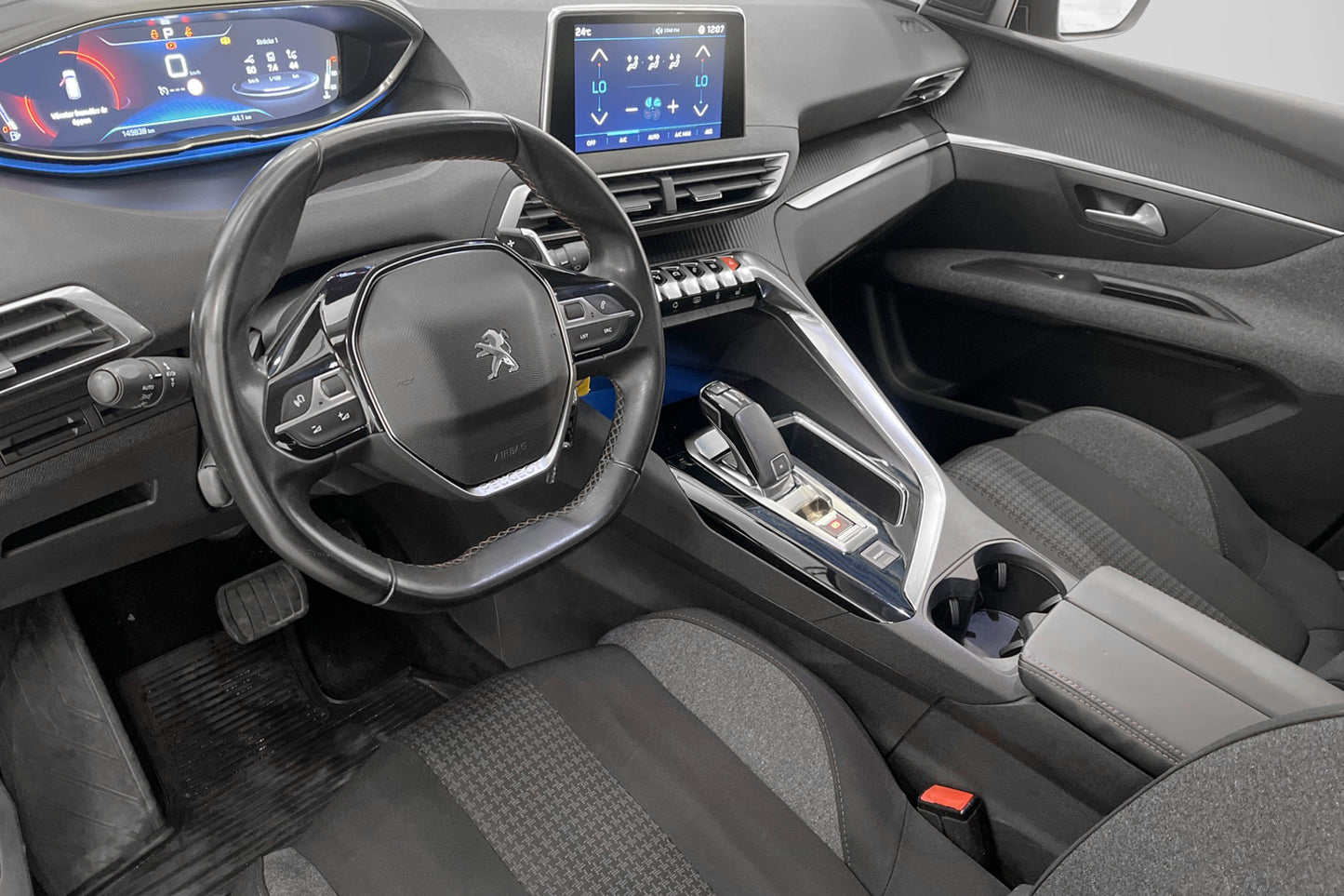 Peugeot 3008 1.6 BlueHDi 120hk Cockpit Drag Sensorer Välserv