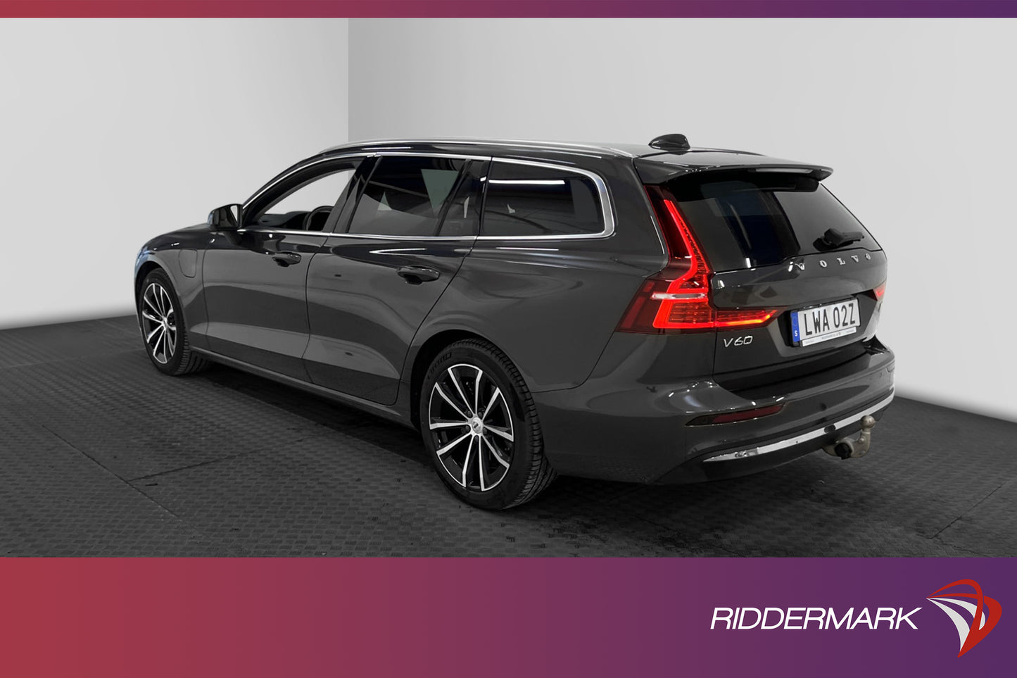 Volvo V60 T6 AWD 397hk 18.8 kWh Inscription B-kamera Drag