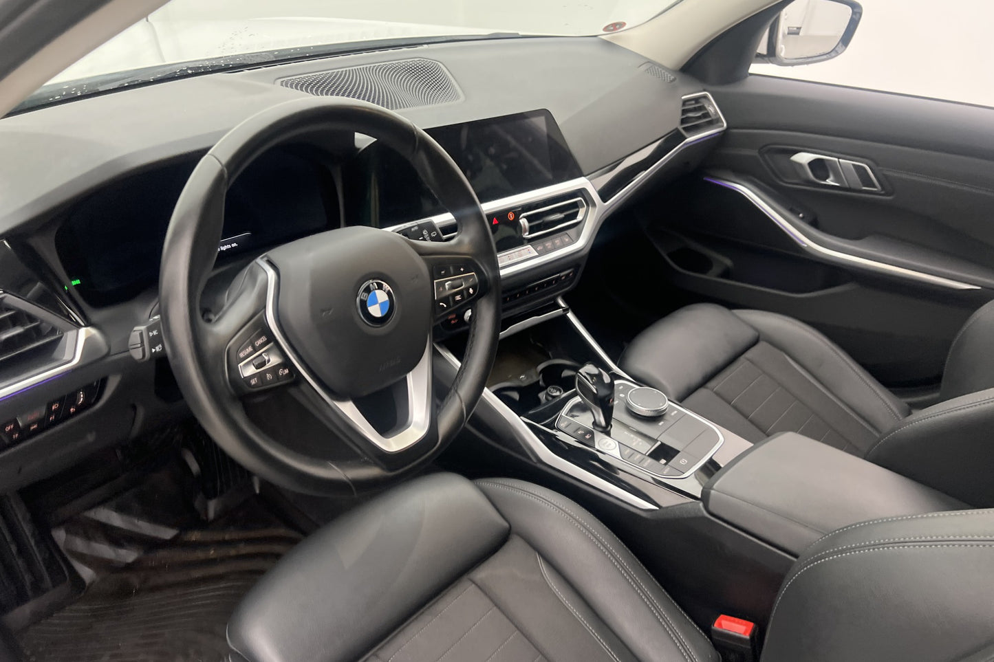 BMW 330e xDrive Touring Sport line Navi Ambient Dragkrok