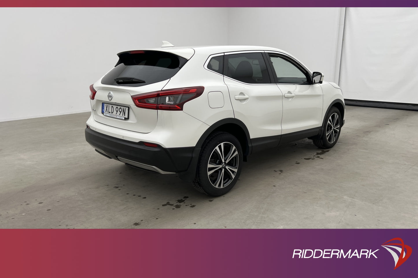 Nissan Qashqai 1.3 DIG-T 160hk N-Connecta 360° Navi Keyless