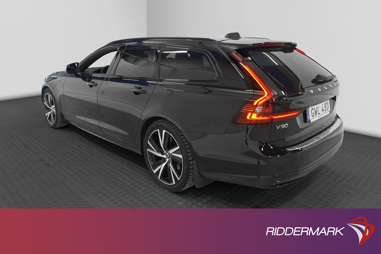 Volvo V90 T8 AWD Recharge 392hk R-Design Pano 360° H/K HUD