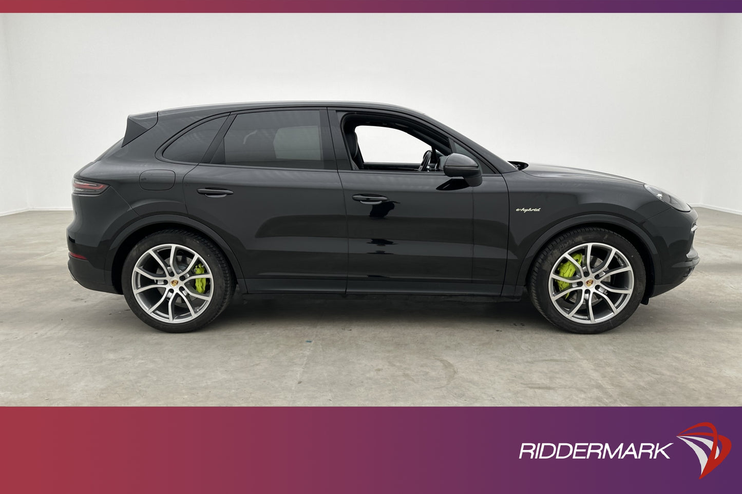 Porsche Cayenne E-Hybrid 462hk Chrono PASM Kamera Navi MOMS