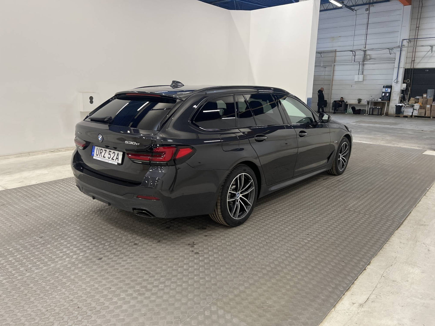 BMW 530e xDrive Touring 292hk M Sport Backkamera HiFi Pano