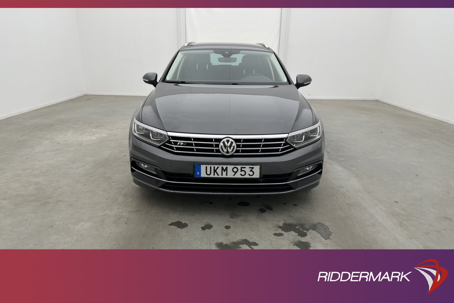 Volkswagen Passat 2.0 220hk R-Line Cockpit Värm Kamera Drag