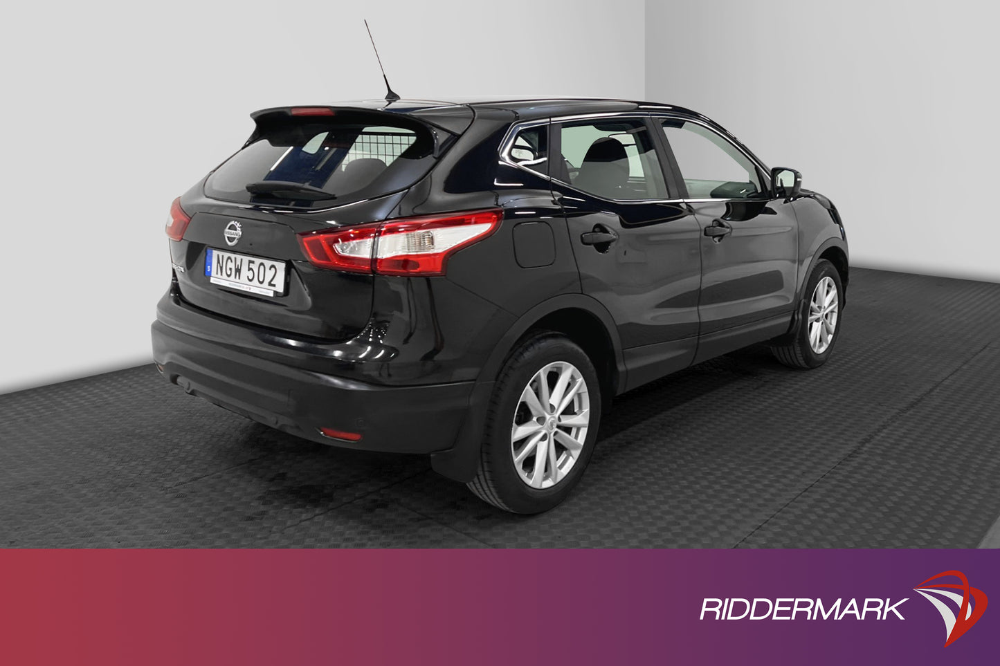 Nissan Qashqai 1.6 dCi XTRONIC 130hk B-Kamera Navi Nyservad