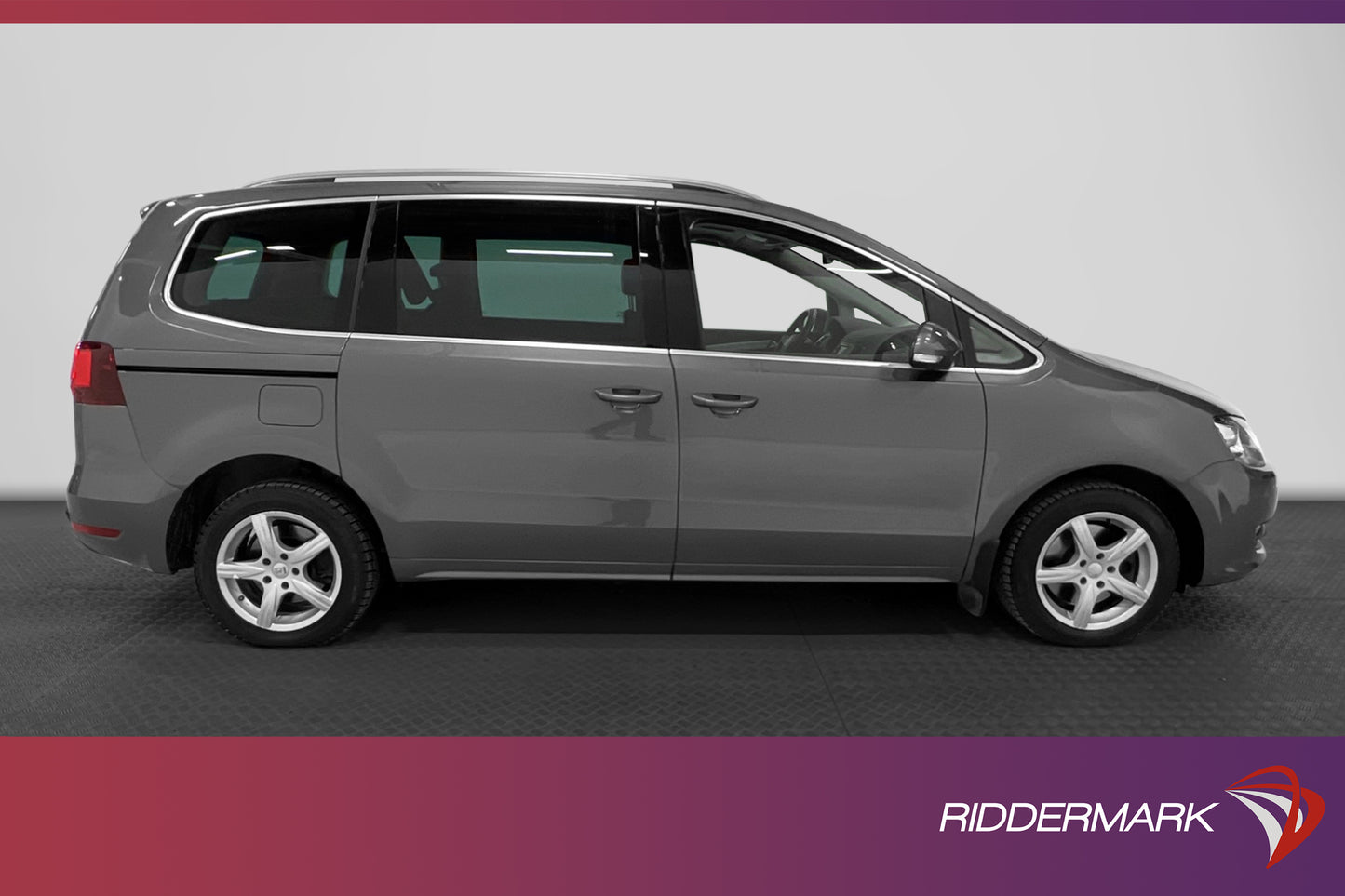 Volkswagen Sharan 2.0 TDI 150hk Pano D-Värm 7-Sits B-Kamera