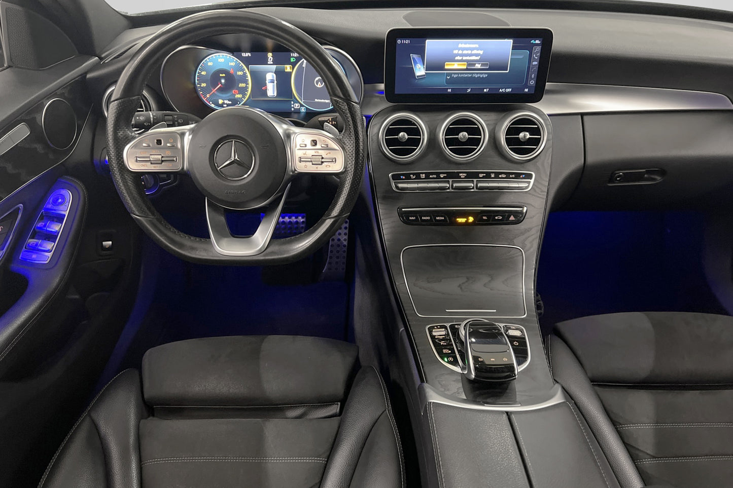 Mercedes-Benz C 220 T AMG Premiumpkt Cockpit Pano 194hk