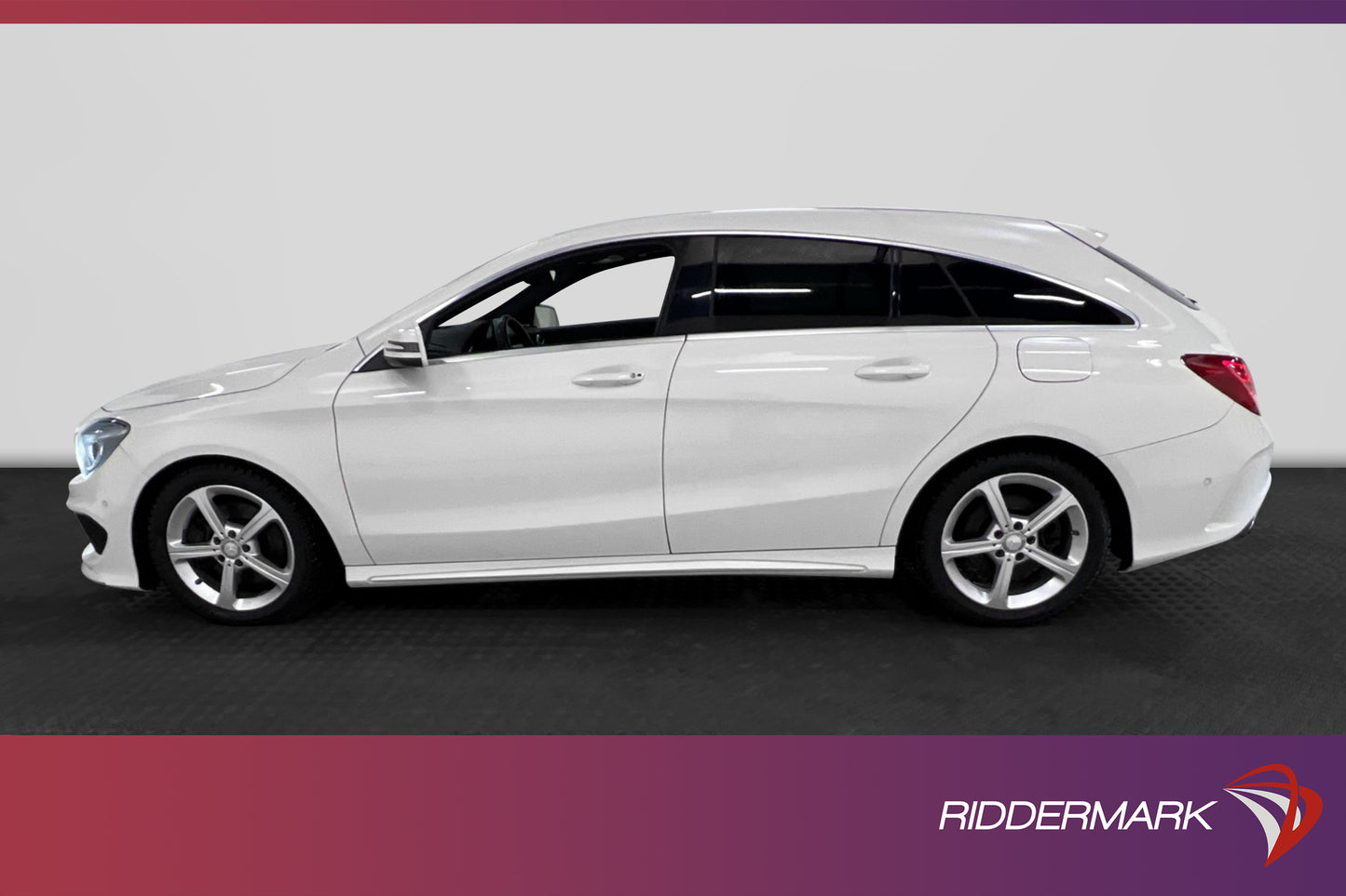 Mercedes-Benz CLA 250 Shooting Brake 4M AMG Pano H/K Kamera