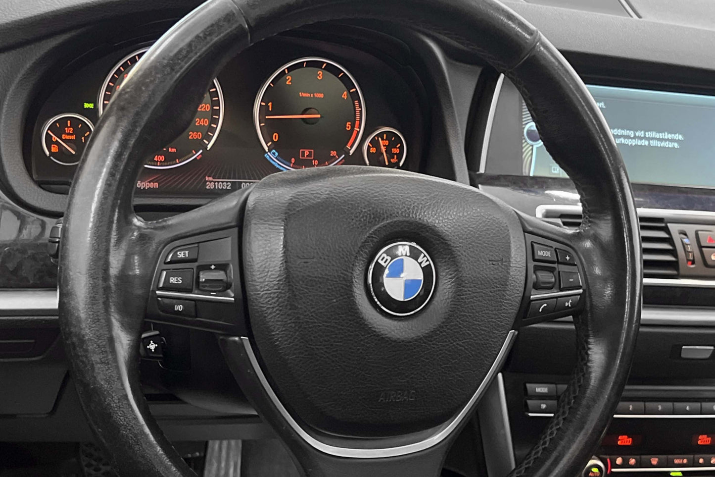 BMW 530 GT xDrive 245hk Pano Navi Skinn HUD Sensorer