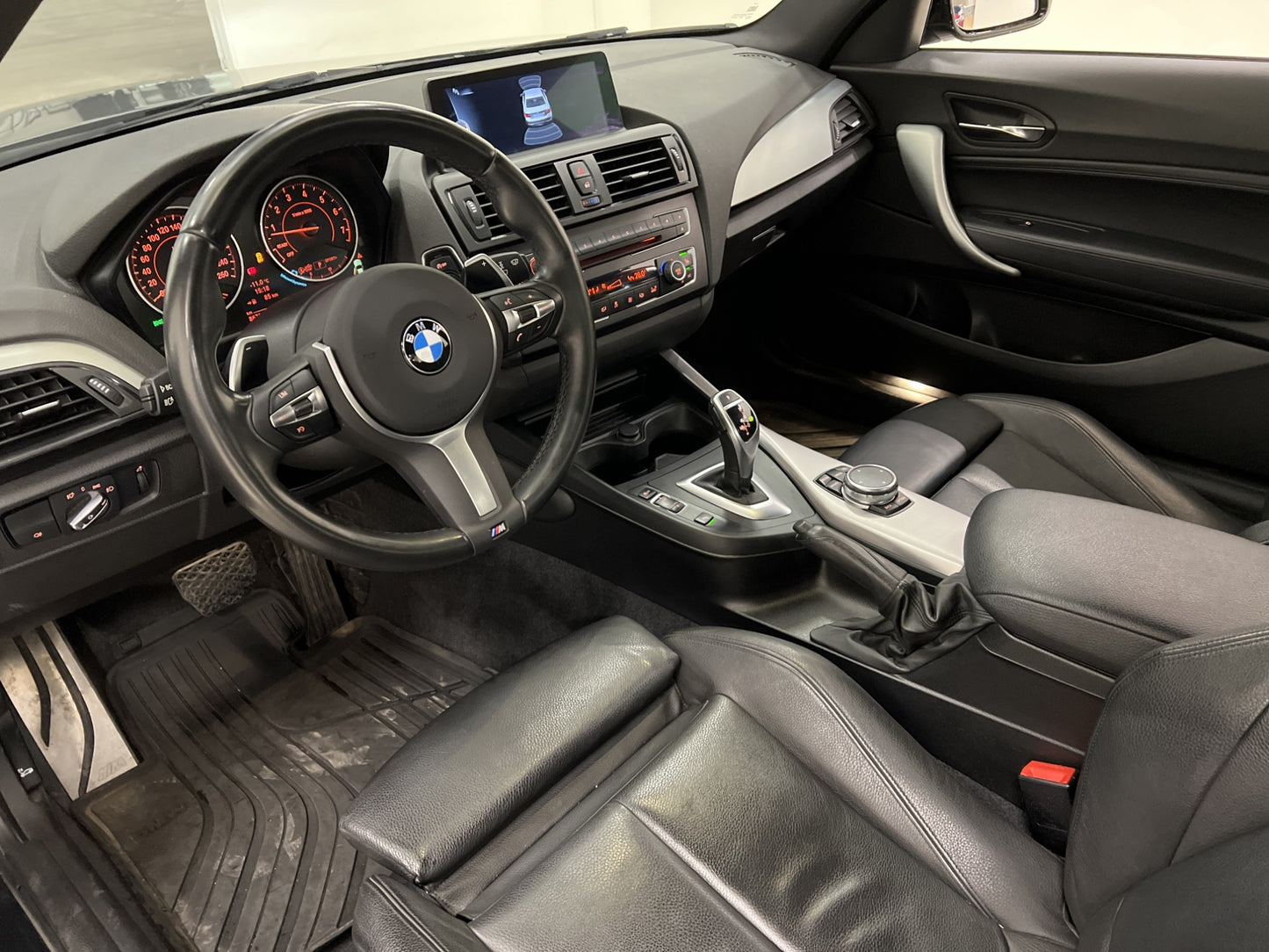 BMW M235i Coupé 326hk HiFi Skinn Navi P-Sensorer