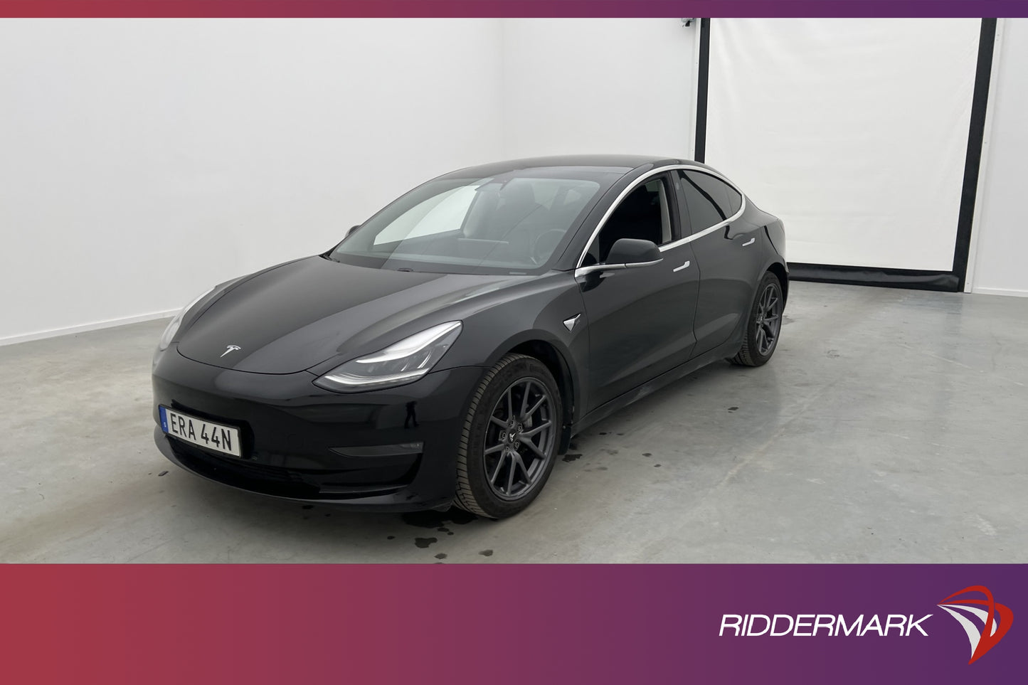 Tesla Model 3 Standard Range Plus 258hk Svensksåld Dragkrok