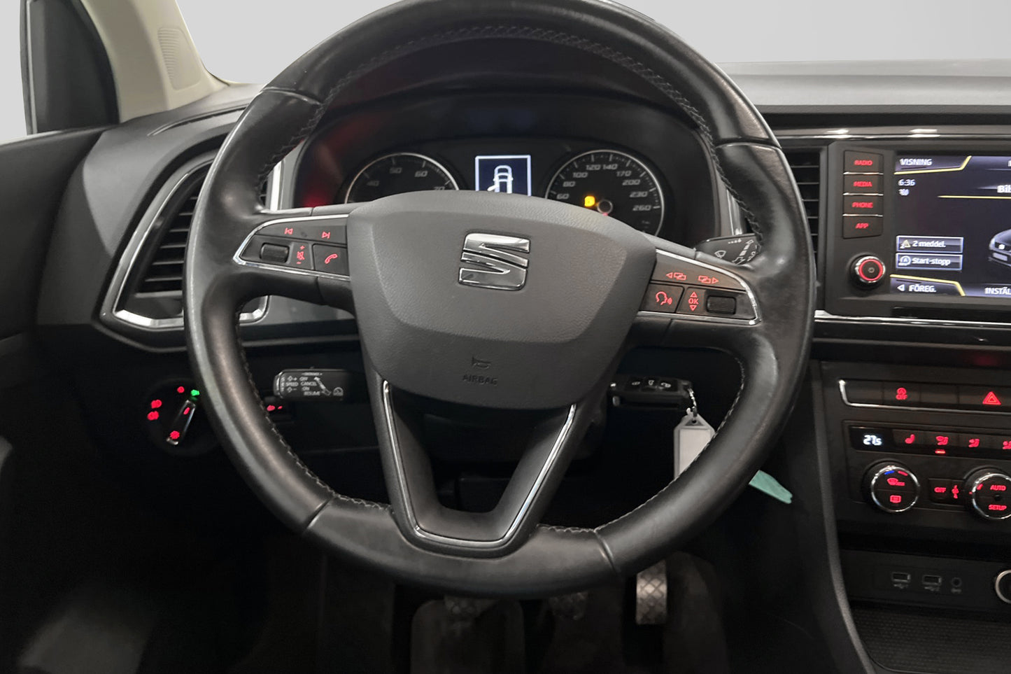 SEAT Ateca 1.0 TSI 115hk Style Carplay Sensorer Drag