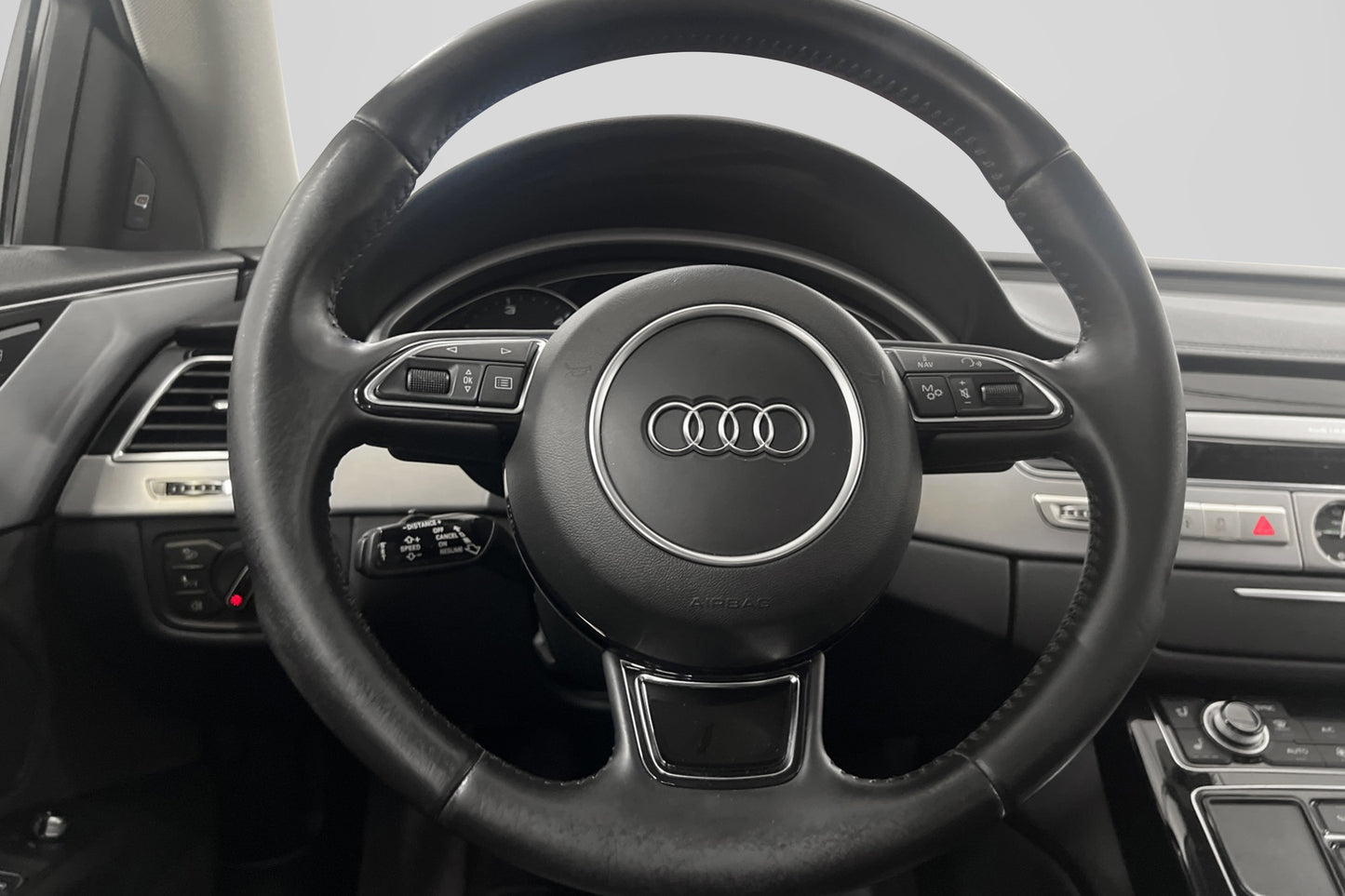 Audi A8 3.0 TDI Quattro 258hk Taklucka Skinn Värm Navi B-Kam