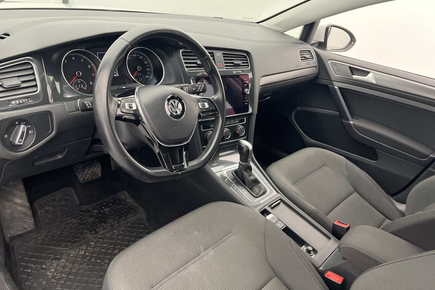 Volkswagen Golf Sportscombi TSI 115hk Style Sensorer Välserv