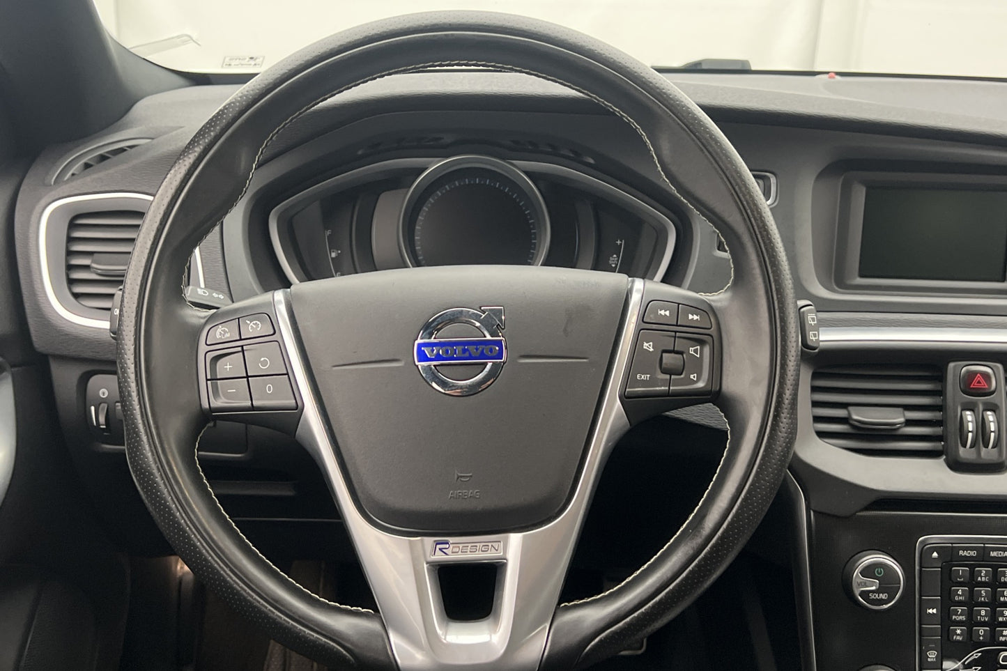 Volvo V40 T2 122hk R-Design VOC Sensorer Värmare Välservad