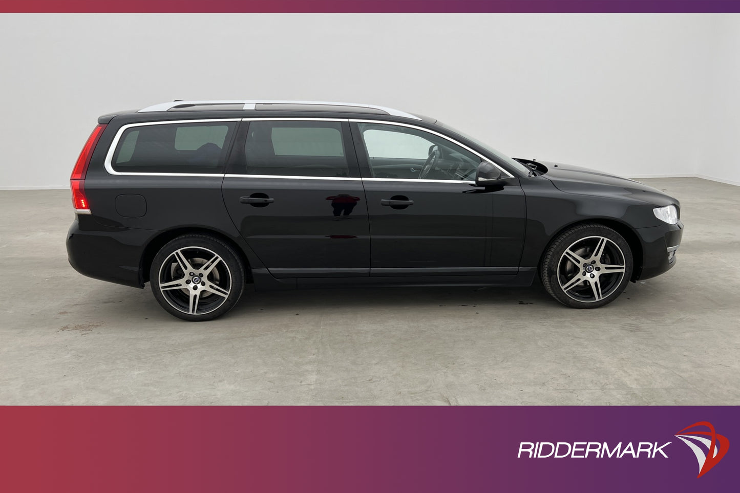 Volvo V70 D4 AWD Summum VOC Värm Sensorer Skinn Drag