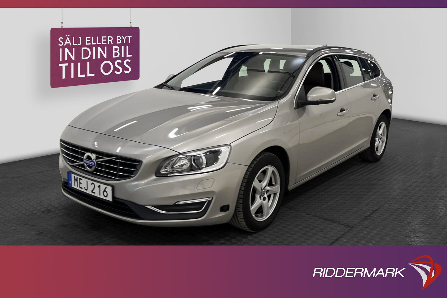 Volvo V60 T3 152hk Momentum VOC Värmare Skinn Navi Välservad