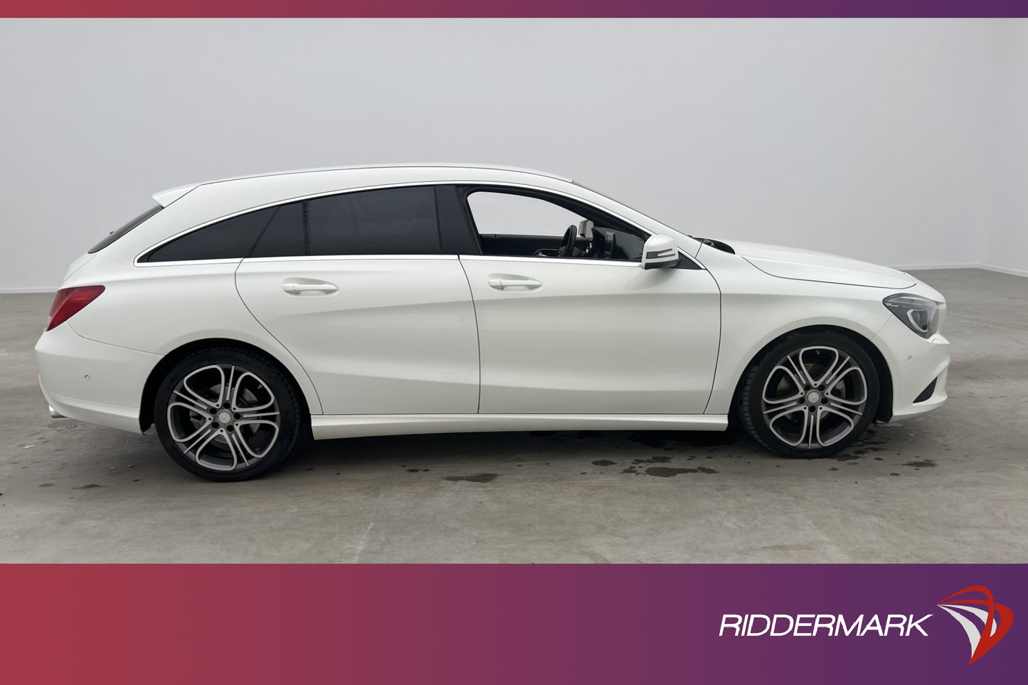 Mercedes-Benz CLA 220 d Shooting Brake 4M Värm Kamera Drag