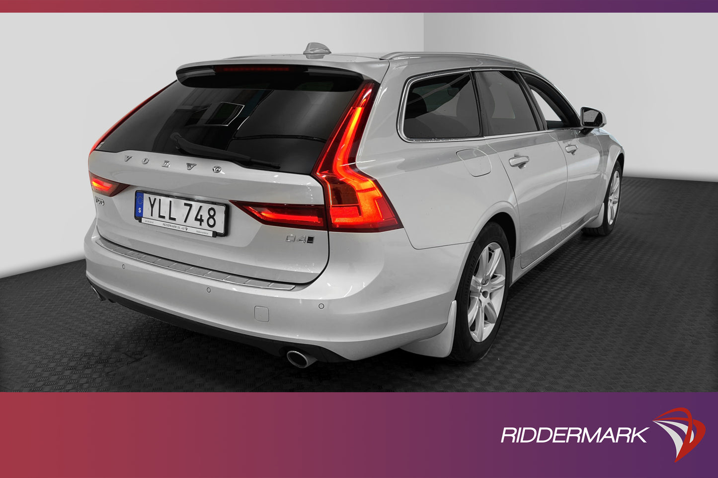 Volvo V90 D4 AWD Navi Backkamera BLIS D-värm VOC Drag