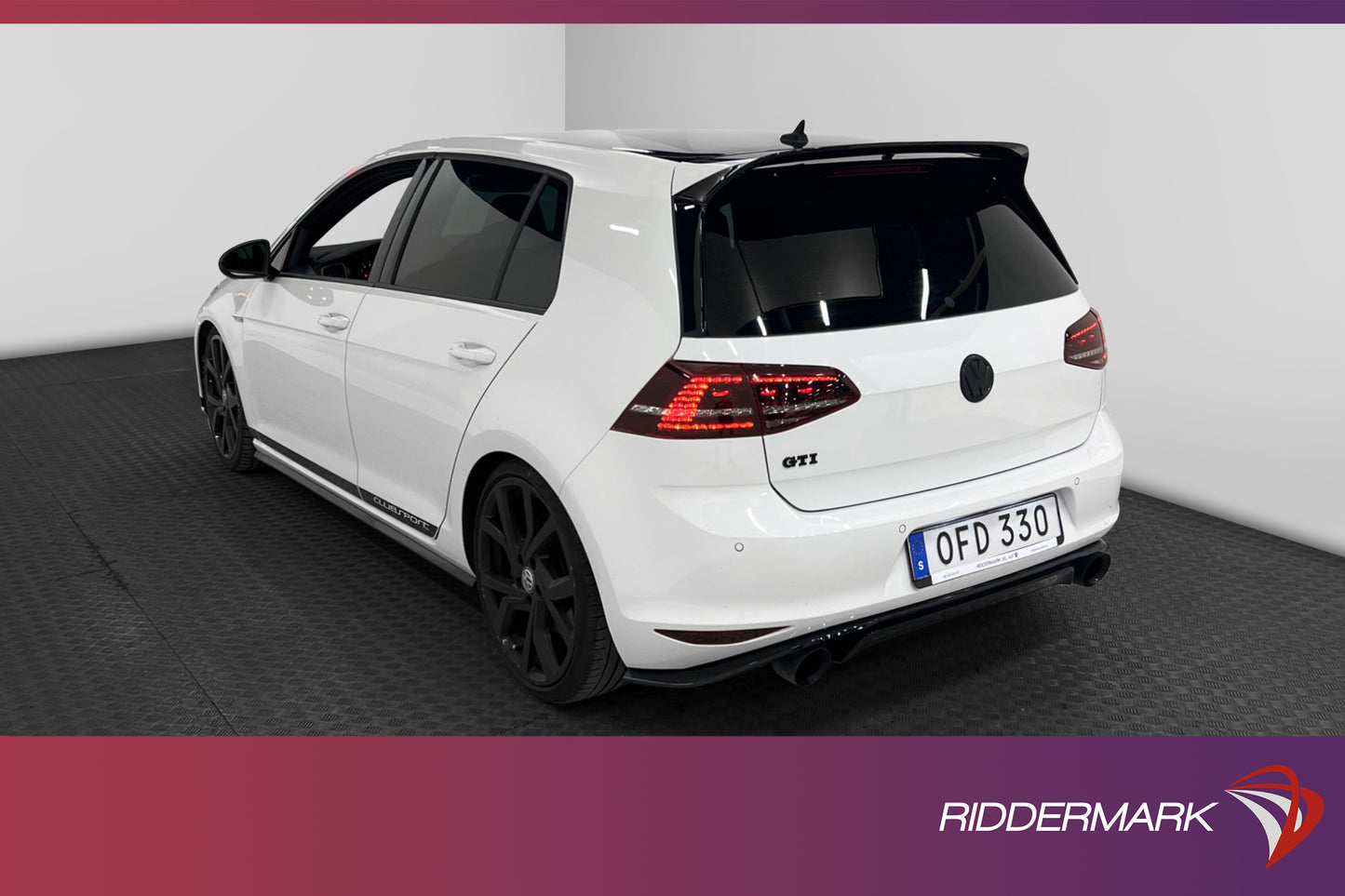 Volkswagen Golf GTI Clubsport 265hk Dynaudio Skalstolar Bkam