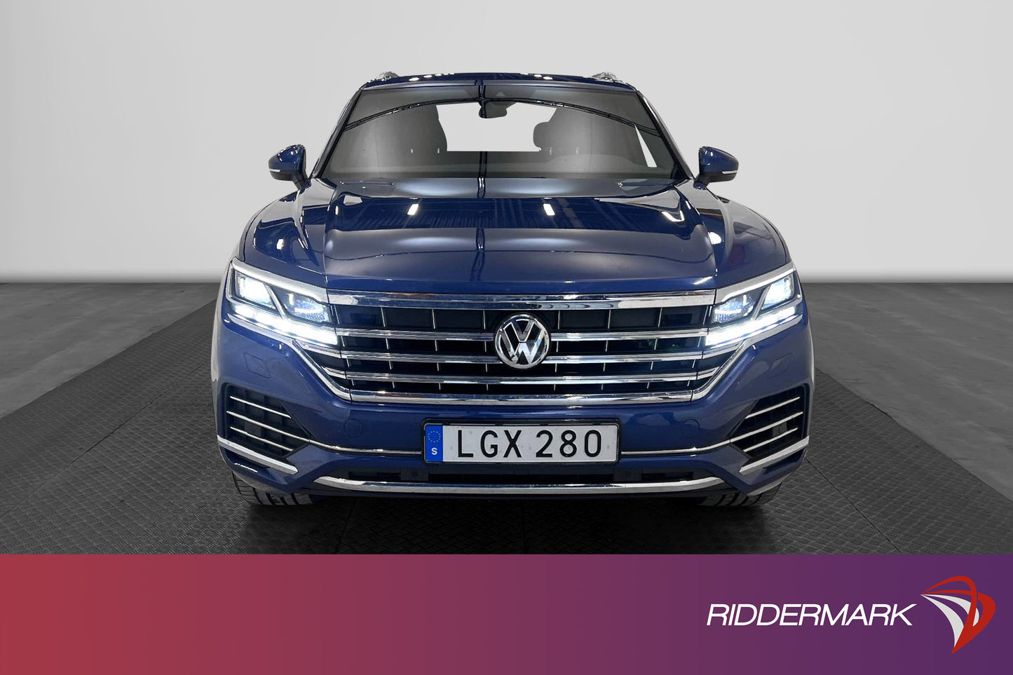 Volkswagen Touareg 3.0 4M 286hk Cockpit D-Värmare Skinn Drag